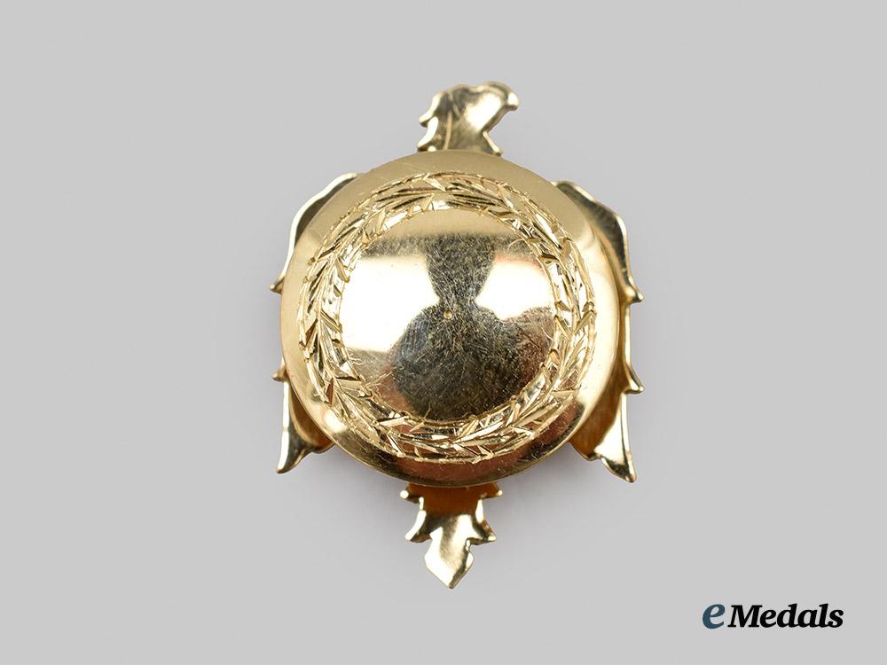 spain,_fascist_state._a_rare_fascist_university_leader_pin,_in_gold,_c.1936___m_n_c1452