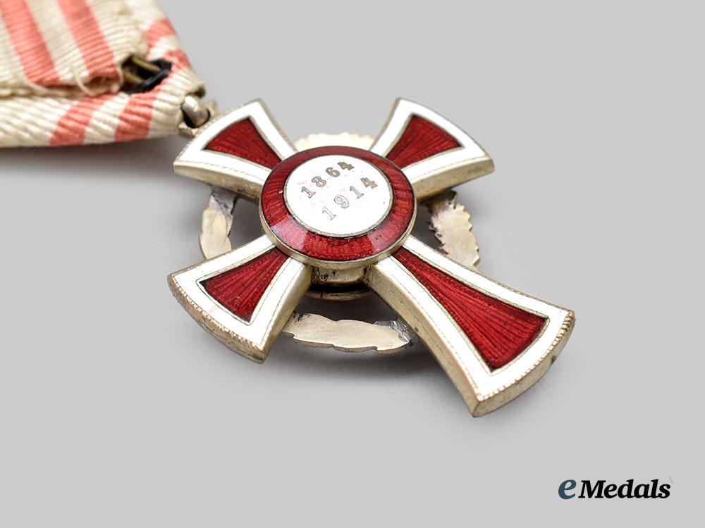 austria,_imperial._an_honour_decoration_of_the_red_cross,_i_i_class_cross___m_n_c1462