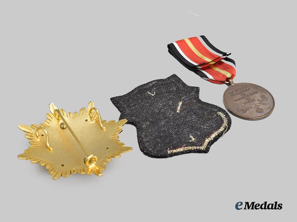 spain,_spanish_state._a_blue_division_medal,_insignia,_and_military_merit_order,_i_i_i_class_star,_c.1970___m_n_c1501