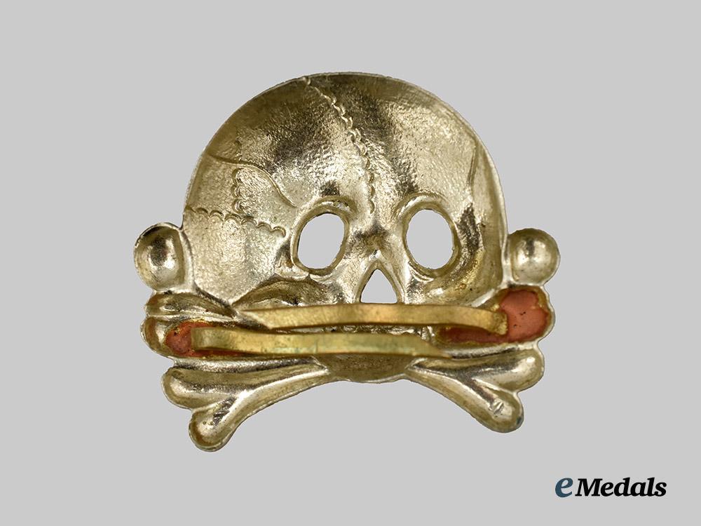 germany,_s_s._a_first_pattern_visor_cap_totenkopf_insignia___m_n_c1550