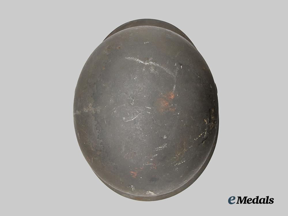 germany,_heer._an_m40_stahlhelm,_by_f._w._quist___m_n_c1635