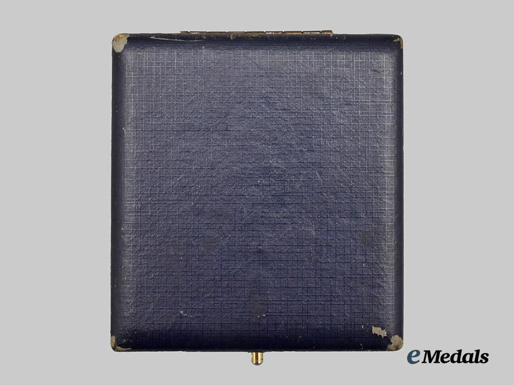 germany,_luftwaffe._a_flak_badge,_with_case,_early_example_by_gustav_brehmer___m_n_c1645