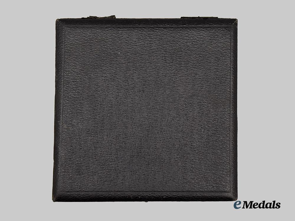 germany,_s_a._a1939_s_a-_gruppe_niederrhein_sports_competition_wrestling_victor’s_medal,_with_case___m_n_c1667