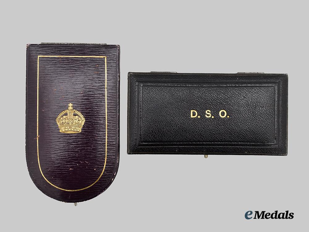 canada,_c_e_f._a_first_war_d_s_o_and_m_c_with_bar_to_major_mc_caghey,_gallantry_at_lens_and_camery,1918___m_n_c1691