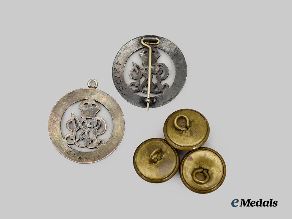 canada,_c_e_f._a_first_war_group_to_lieutenant_siebert,_wounded1918___m_n_c1715