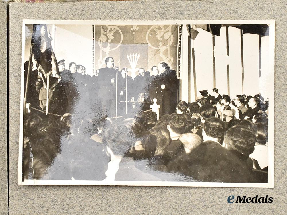 spain,_spanish_state._a_lot_of_awards,_documents,&_photographs_to_a_blue_division_combatant___m_n_c1855