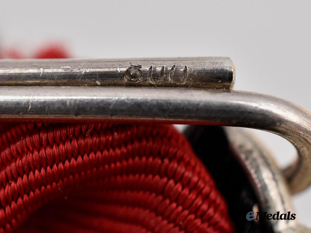 germany,_federal_republic._a_knight’s_cross_of_the_iron_cross,_exhibition_example_by_steinhauer&_lück,_c.1965___m_n_c1860