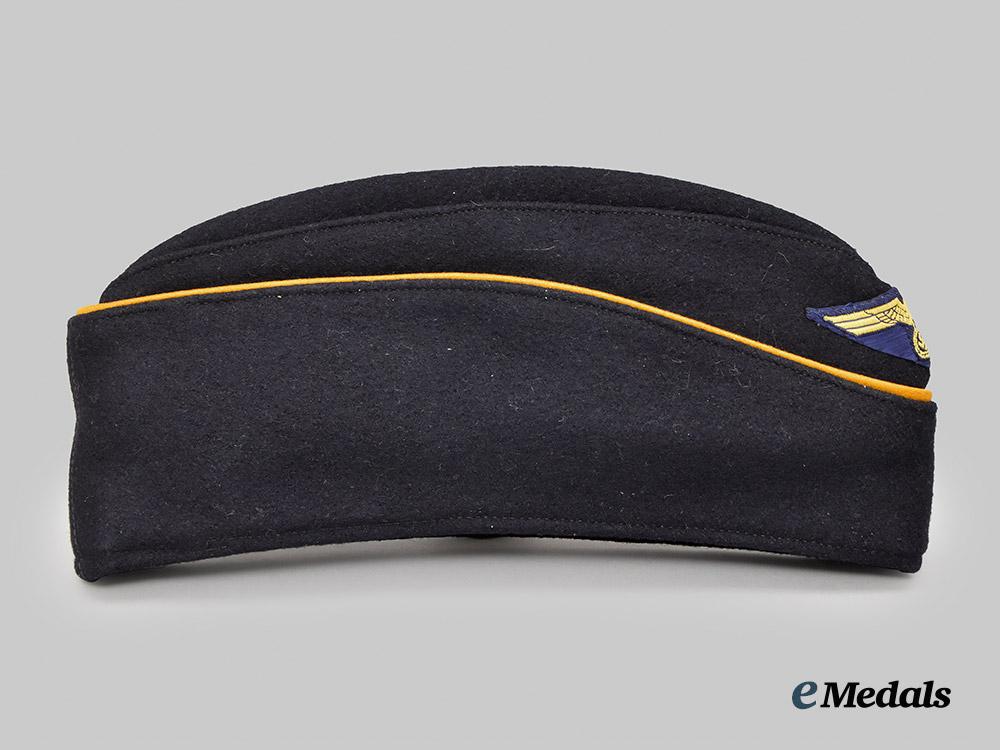 germany,_kriegsmarine._a_rare_female_auxiliary’s_board_cap___m_n_c1932