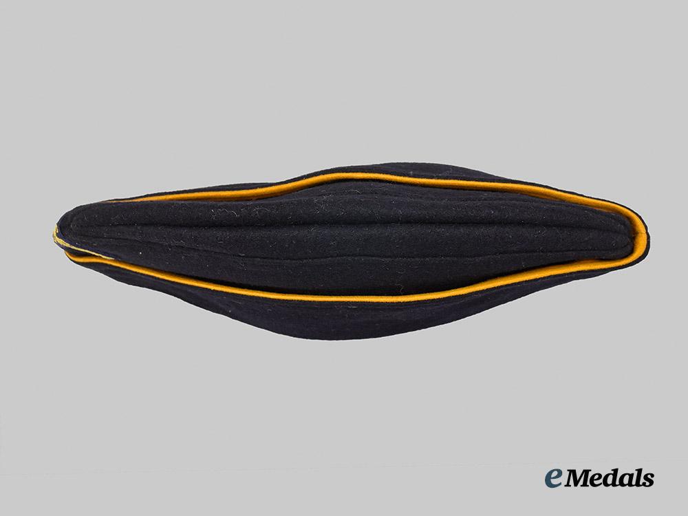germany,_kriegsmarine._a_rare_female_auxiliary’s_board_cap___m_n_c1936