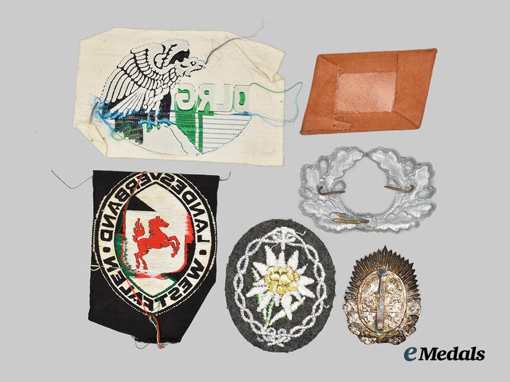 germany,_third_reich._a_mixed_lot_of_insignia___m_n_c2036