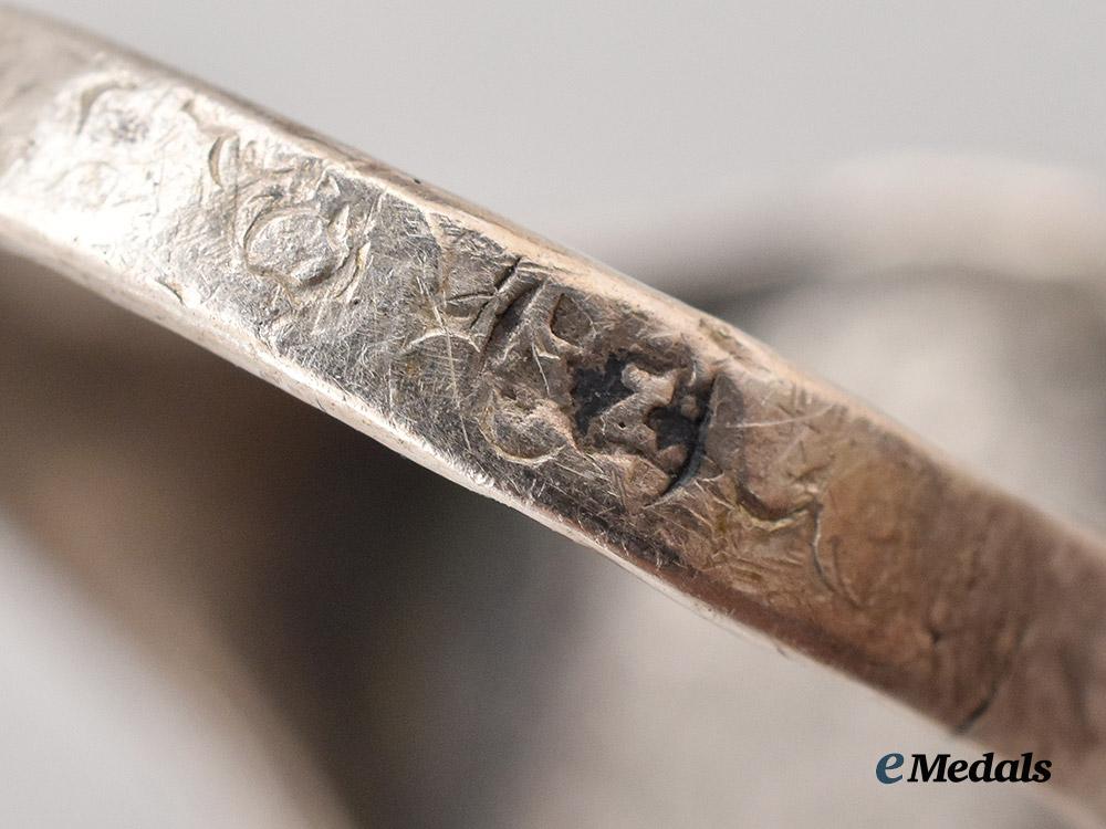 germany,_luftwaffe._a_fallschirmjäger_commemorative_service_ring___m_n_c2038