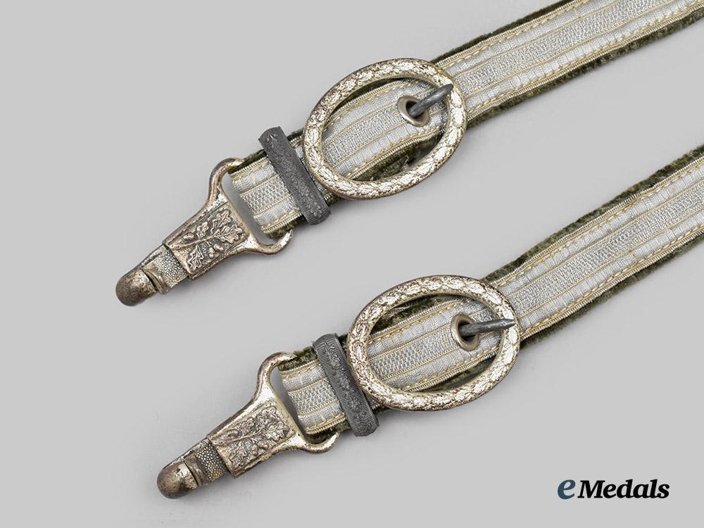 germany,_heer._an_officer’s_dagger_hanger___m_n_c2044