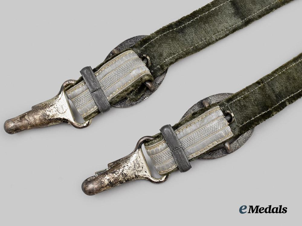germany,_heer._an_officer’s_dagger_hanger___m_n_c2047