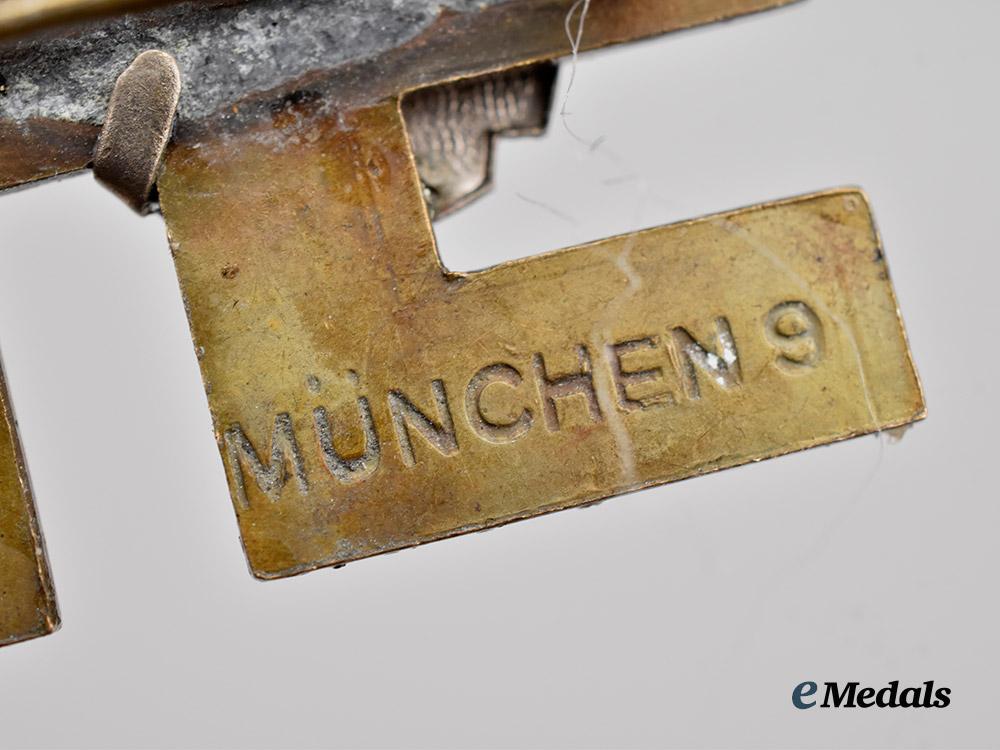 germany,_third_reich._a_mixed_lot_of_patriotic_badges_and_insignia___m_n_c2049