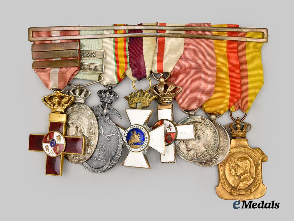 spain,_kingdom._an_order_of_military_merit_award_group,_c.1925___m_n_c2072