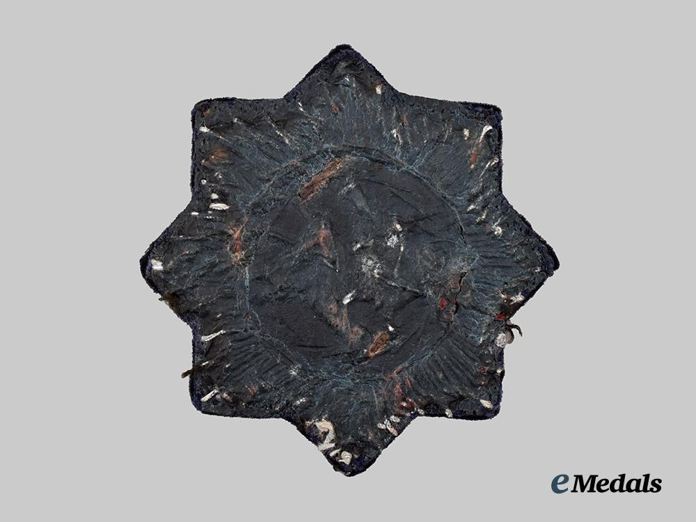 germany,_kriegsmarine._a_german_cross_in_gold,_cloth_version___m_n_c2089