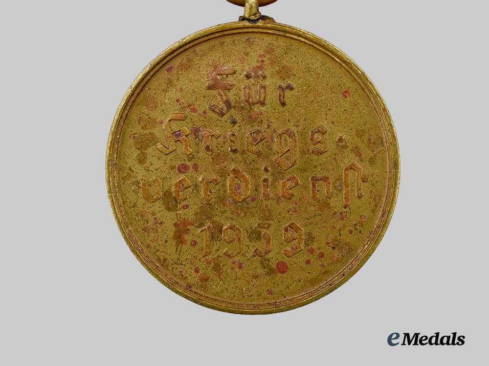 germany,_wehrmacht._a_war_merit_medal,_with_issue_package,_by_arno_wallpach___m_n_c2143