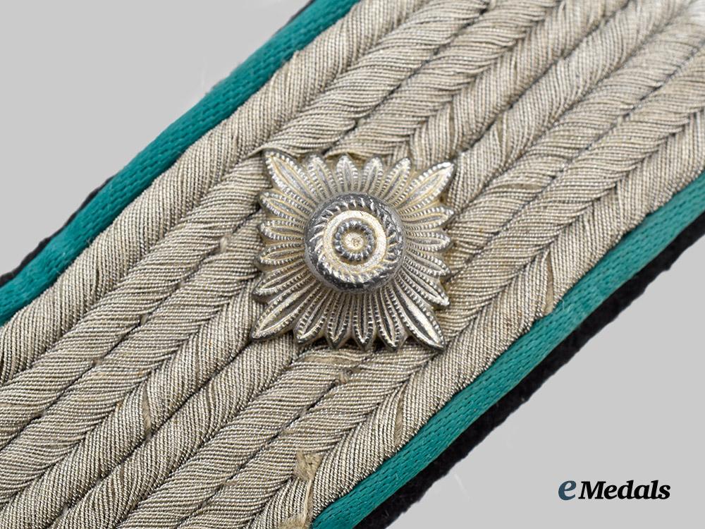 germany,_s_s._a_set_of_sicherheitsdienst_obersturmführer_shoulder_boards___m_n_c2244