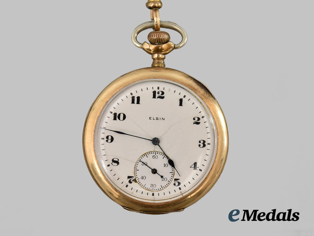 canada,_c_e_f._a_pocket_watch_presented_to_first_war_soldier_private_james_wilfred_columbus___m_n_c2269