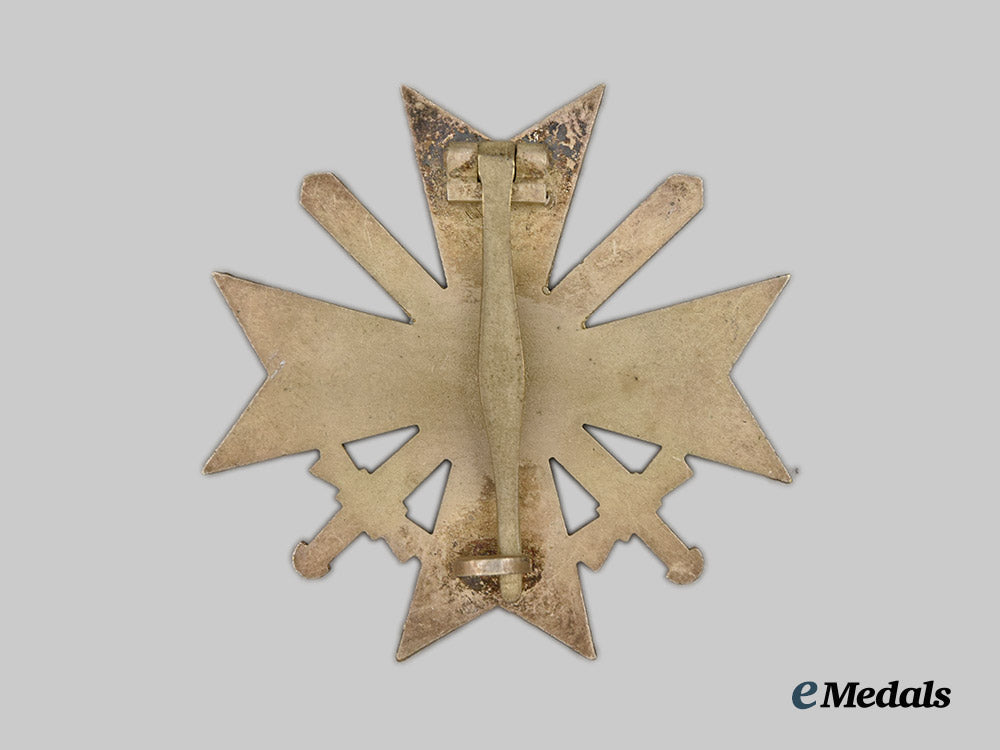 germany,_third_reich._a_group_of_awards_with_documents_to_unteroffizier_johannes_de_la_motte___m_n_c2275