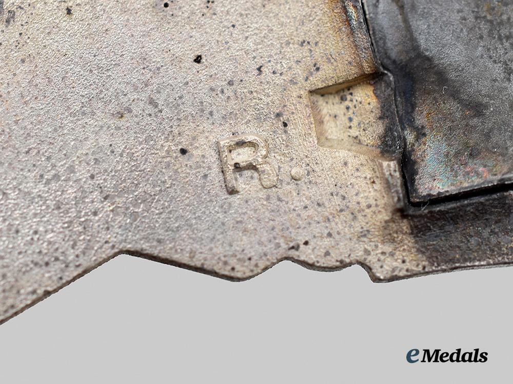 germany,_wehrmacht._a_close_combat_clasp,_silver_grade,_first_pattern_by_rudolf_souval___m_n_c2278