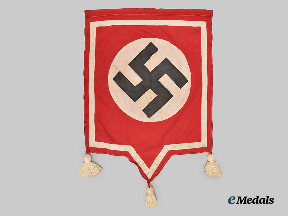 germany,_n_s_d_a_p._a_podium_banner___m_n_c2295