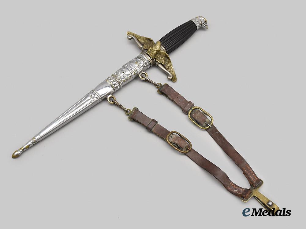 hungary,_kingdom._a_model1932_air_force_officer’s_dagger,_with_hanger,_by_mészáros_lajos___m_n_c2336
