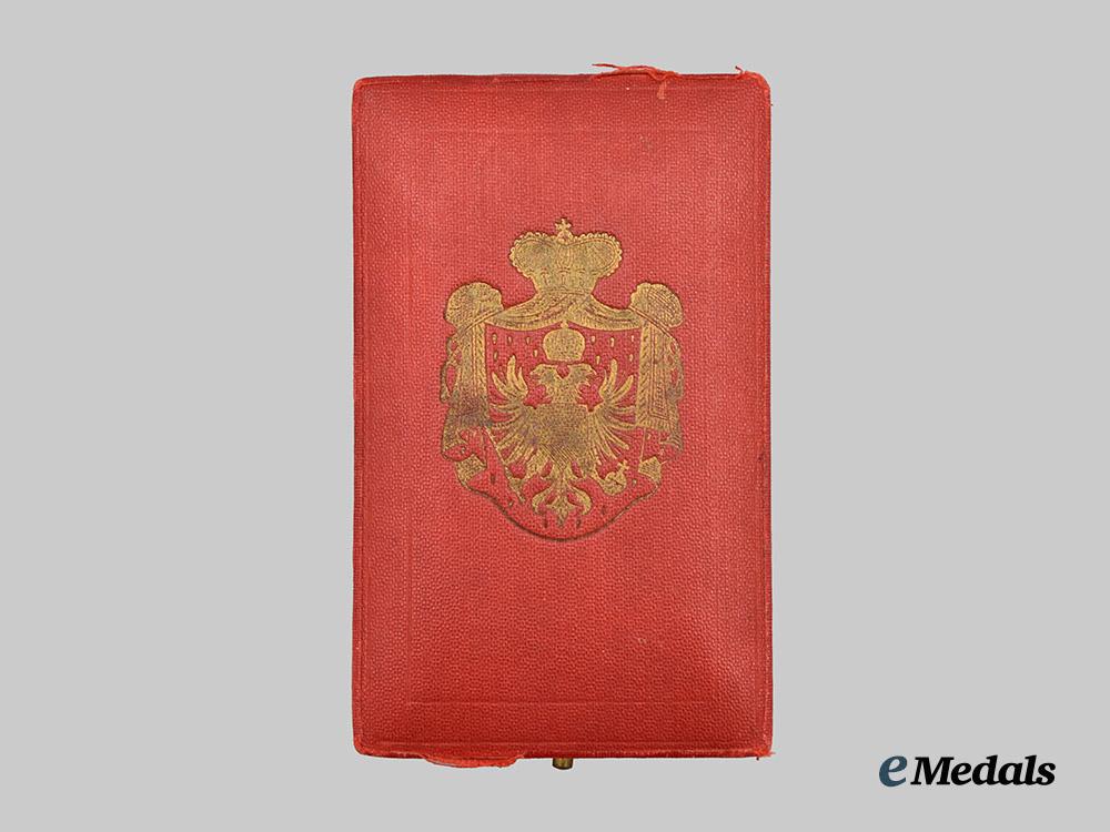 montenegro,_kingdom._an_order_of_danilo_v_class,_knight_in_case___m_n_c2337
