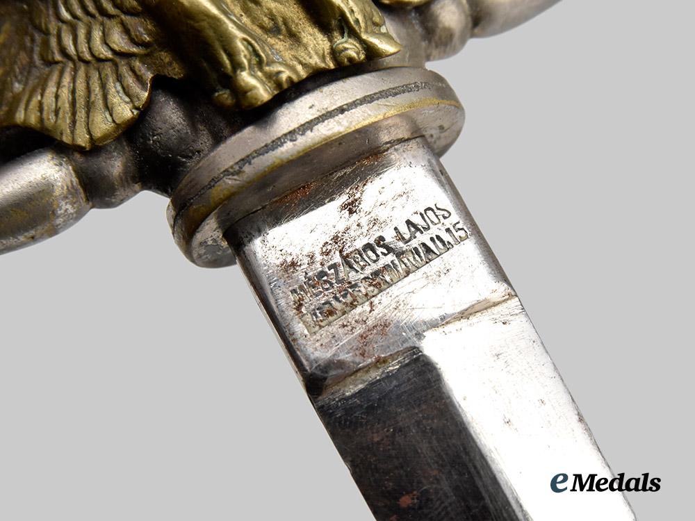hungary,_kingdom._a_model1932_air_force_officer’s_dagger,_with_hanger,_by_mészáros_lajos___m_n_c2343