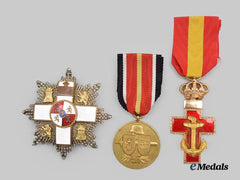 Spain, Spanish State. A Military Merit Order, Naval Merit Order and Blue Division Medal, c.1970