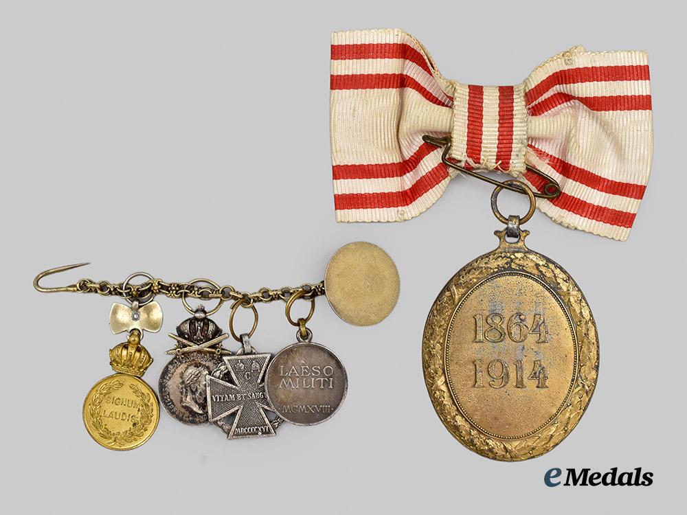 austria,_imperial._a_ladies_honour_decoration_of_the_red_cross,_and_miniature_chain_of_decorations___m_n_c2464