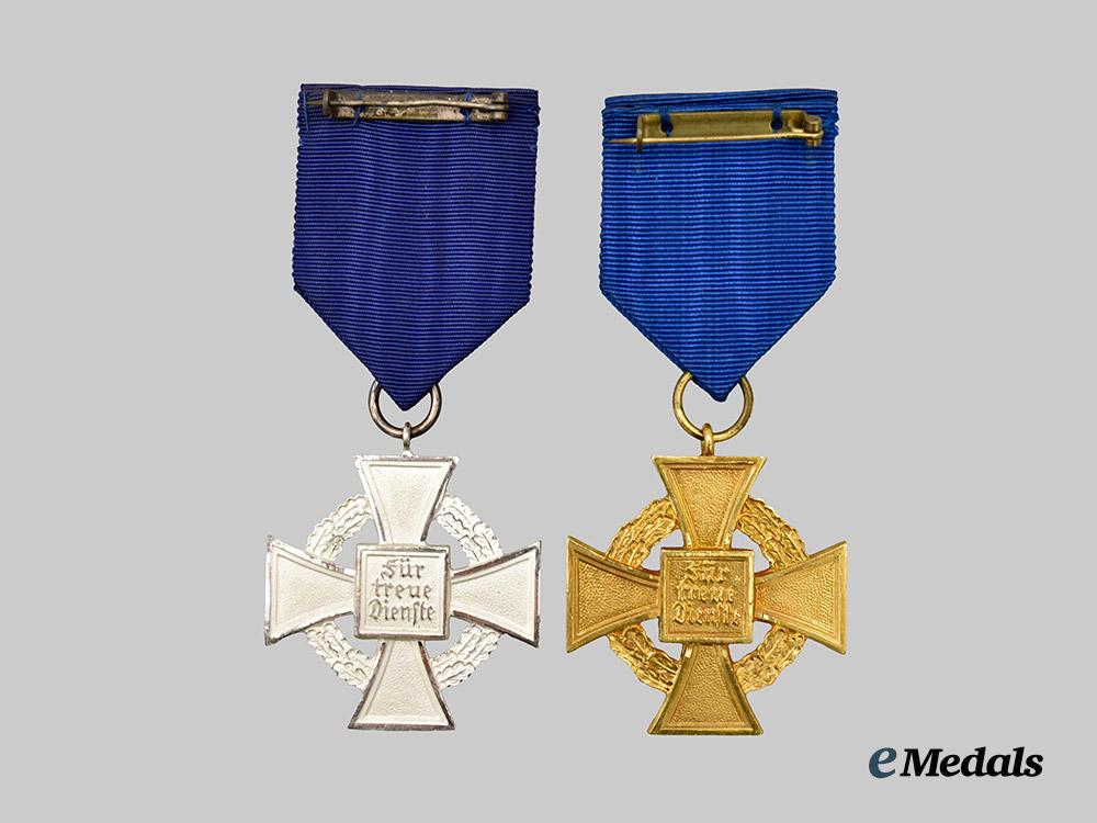 germany,_third_reich._a_pair_of_civil_long_service_awards___m_n_c2477