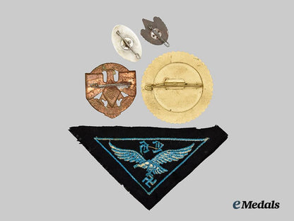 germany,_h_j._a_mixed_lot_of_badges_and_insignia___m_n_c2486