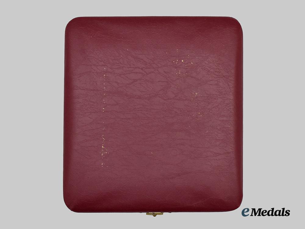 hungary,_people’s_republic._an_order_of_the_flag_of_the_people’s_republic_of_hungary,_i_i_class_star_with_case___m_n_c2573