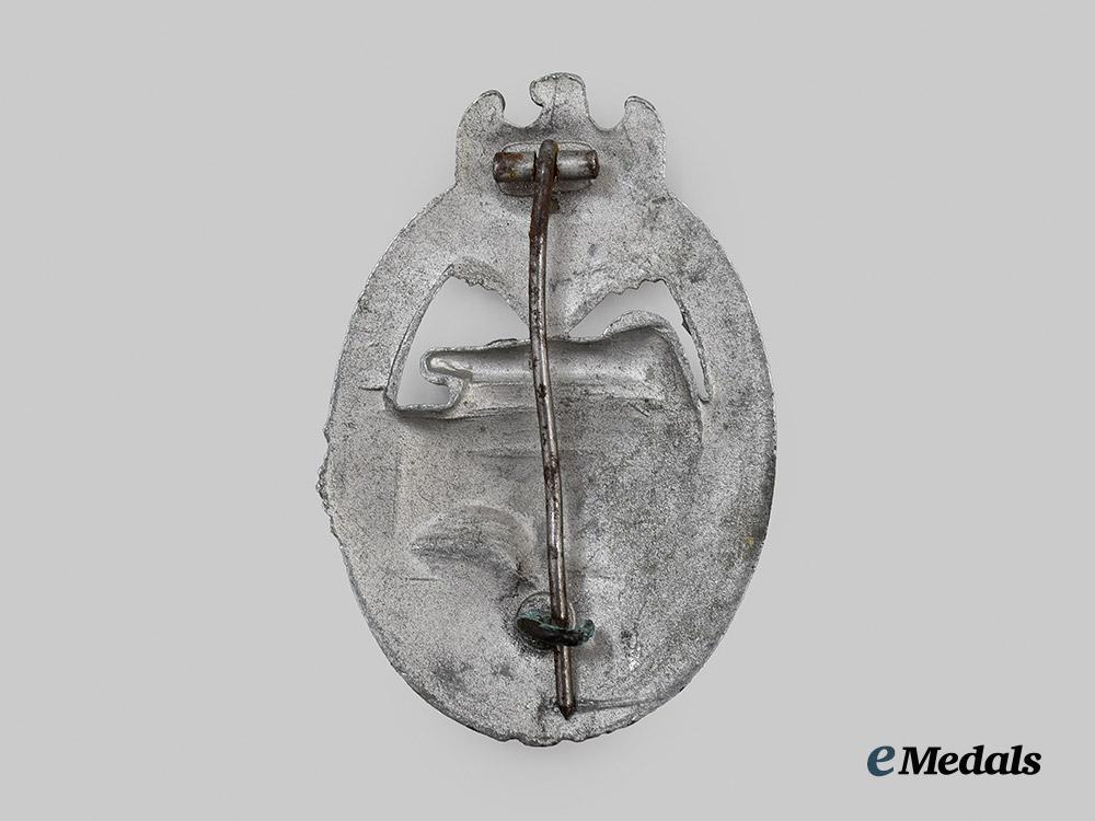 germany,_wehrmacht._a_panzer_assault_badge,_silver_grade,_daisy_variant___m_n_c2585