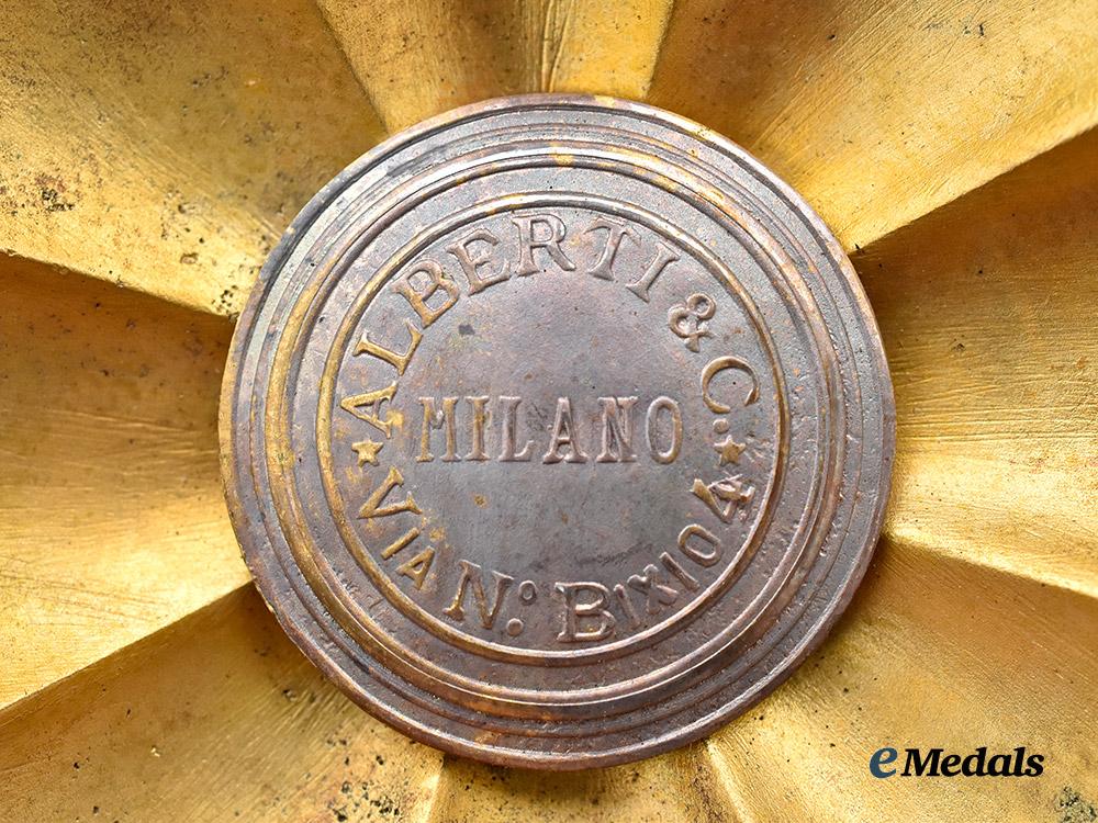 italy,_republic/_international._a_sovereign_military_hospitaller_order_of_saint_john_of_acre_and_saint_thomas,_grand_cross_set_by_alberti&_co.,_in_case___m_n_c2643