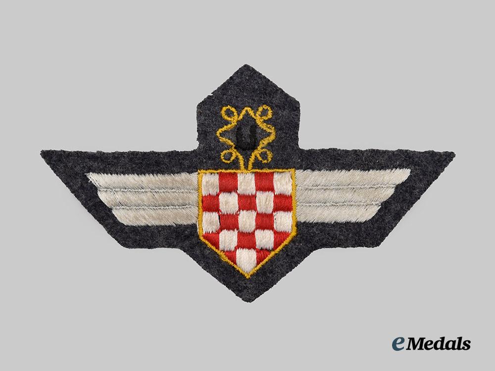 croatia,_independent_state._an_air_force_legion_badge,_cloth_version,_c.1943___m_n_c2675