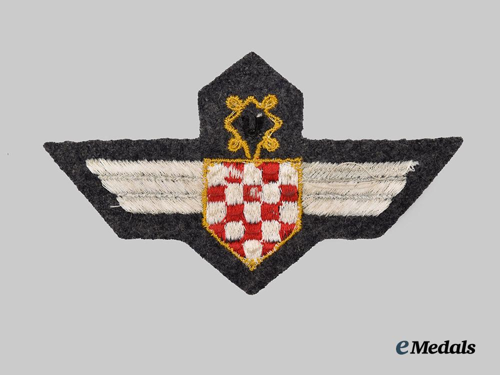 croatia,_independent_state._an_air_force_legion_badge,_cloth_version,_c.1943___m_n_c2676