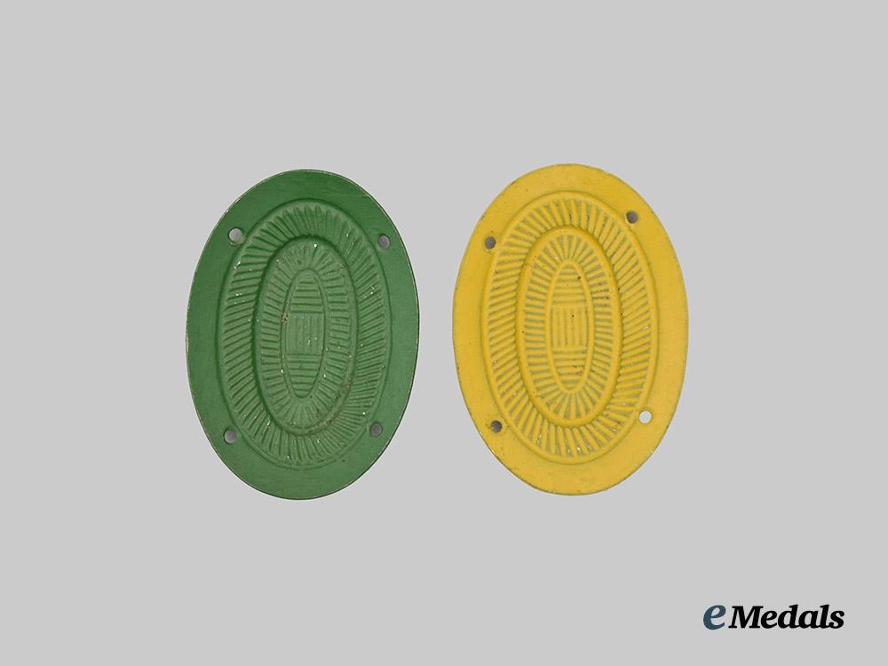 germany,_wehrmacht._a_pair_of_eastern_volunteer_cap_cockades___m_n_c2700