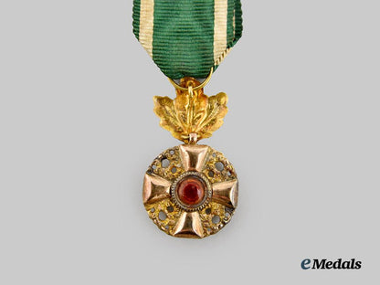 baden,_grand_duchy._an_order_of_the_zähringer_lion,_knight’s_cross_with_oak_leaves_miniature_in_gold,_c.1900___m_n_c2701