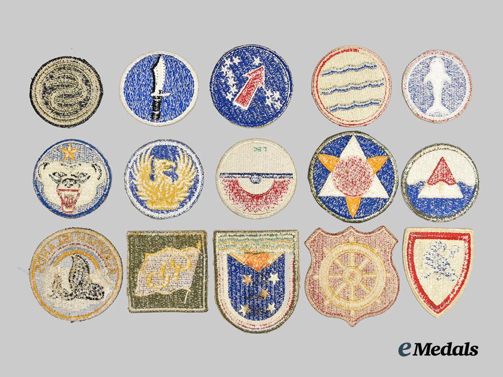united_states._a_lot_of_fifteen_second_war_army_patches___m_n_c2709