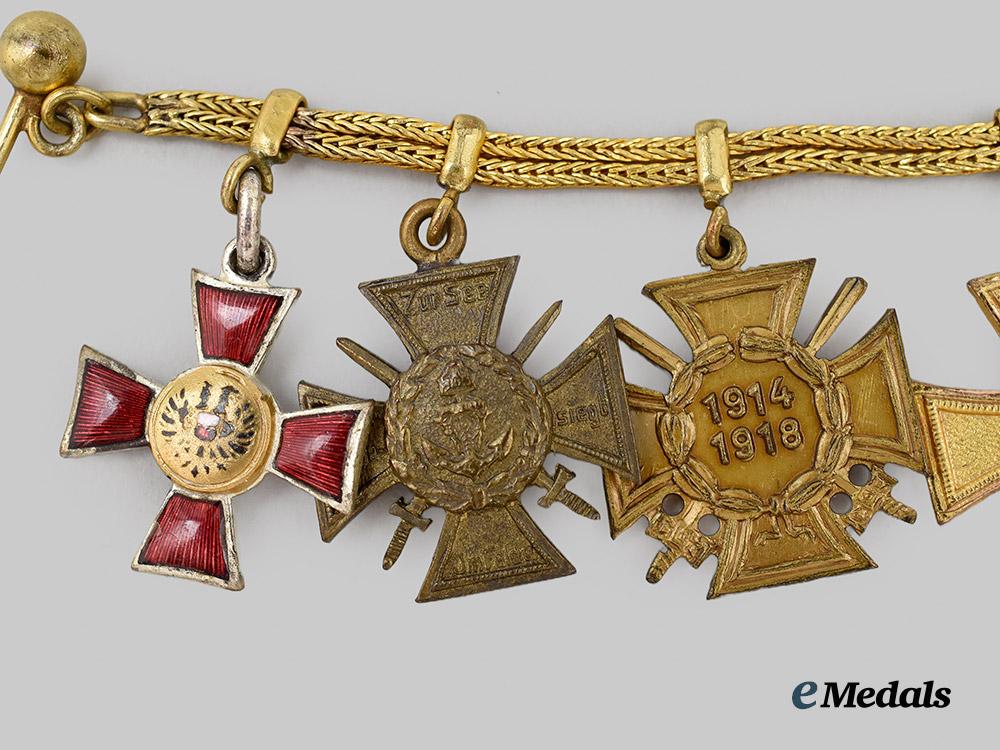 germany,_imperial._a_miniature_medal_chain_for_an_officer_and_first_world_war_combatant___m_n_c2780