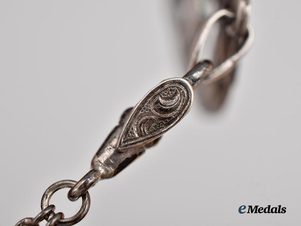 germany,_n_s_d_a_p._a_patriotic_swastika_necklace___m_n_c2922