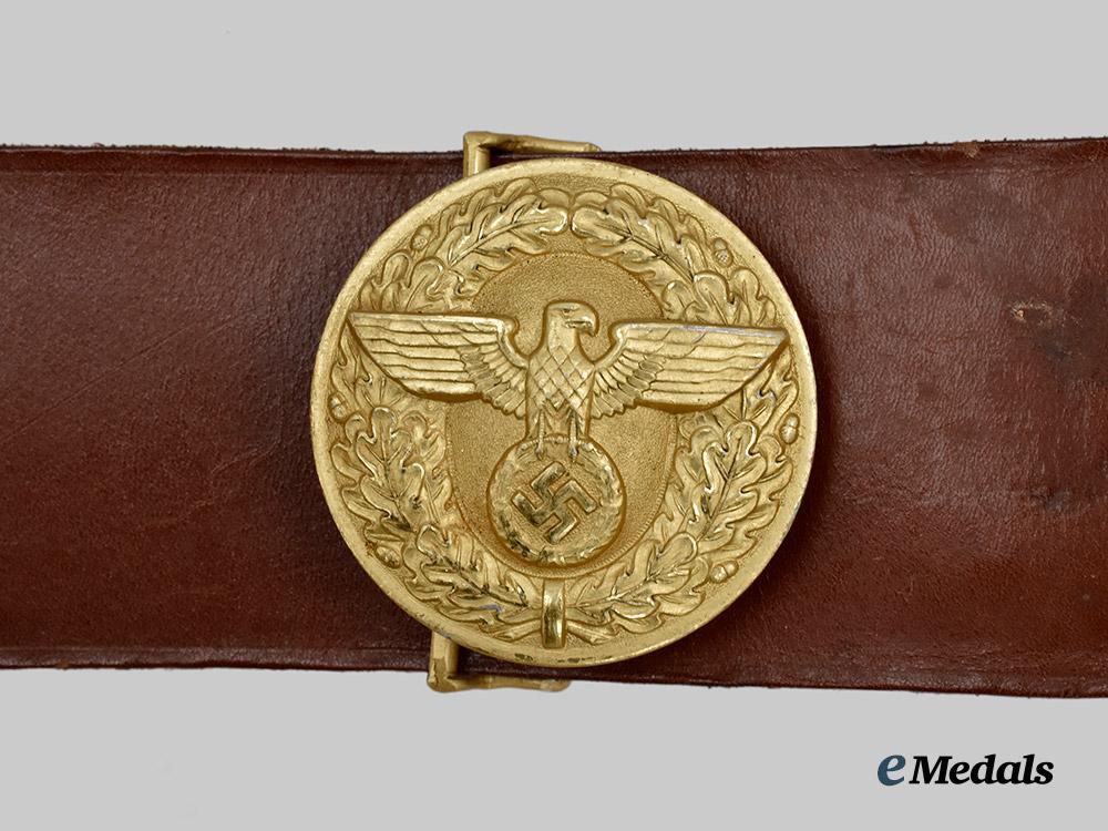 germany,_n_s_d_a_p._a_political_leader’s_belt_and_buckle,_by_f._w._assmann&_söhne___m_n_c2924