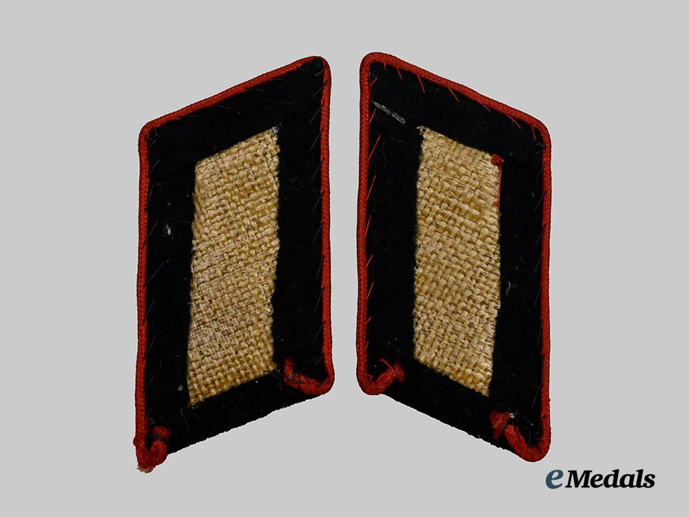 germany,_heer._a_set_of_collar_tabs_for_an_administration_intendanturrat___m_n_c2934