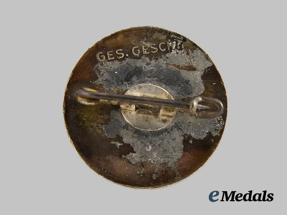 germany,_n_s_d_a_p._a_membership_badge___m_n_c2943