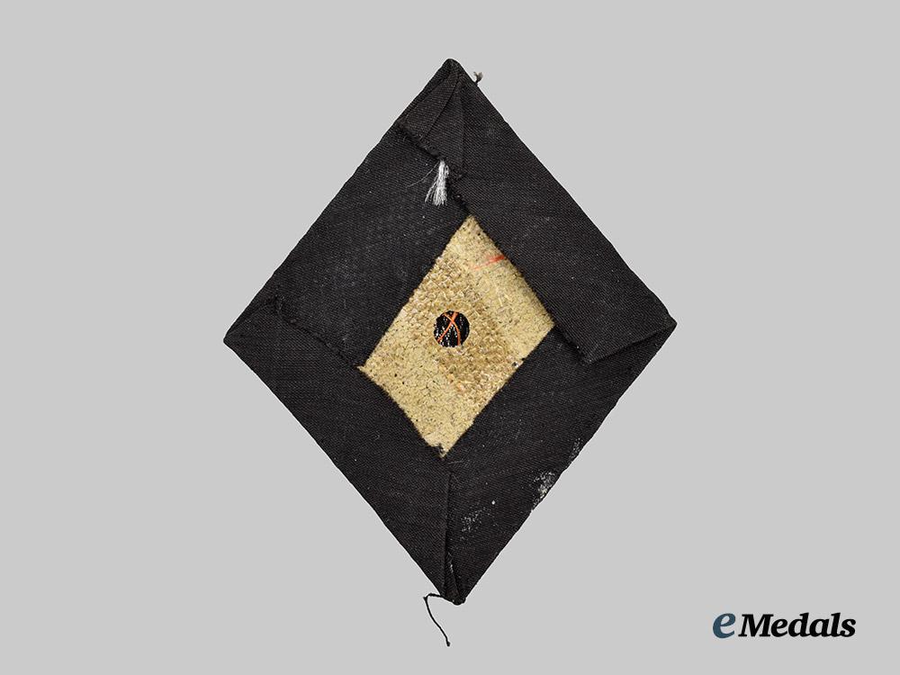 germany,_n_s_d_a_p._an_amtswalter_sleeve_insignia___m_n_c3031