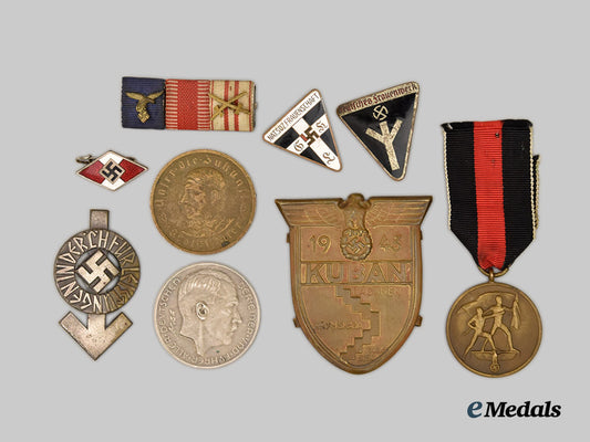 germany,_third_reich._a_mixed_lot_of_badges_and_awards___m_n_c3052