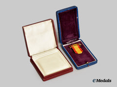 Spain, Spanish State. A lot of Two Medal Cases