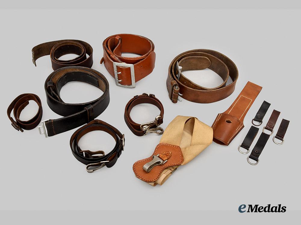 germany,_third_reich._a_mixed_lot_of_belts_and_hangers_for_political_and_military_personnel___m_n_c3215
